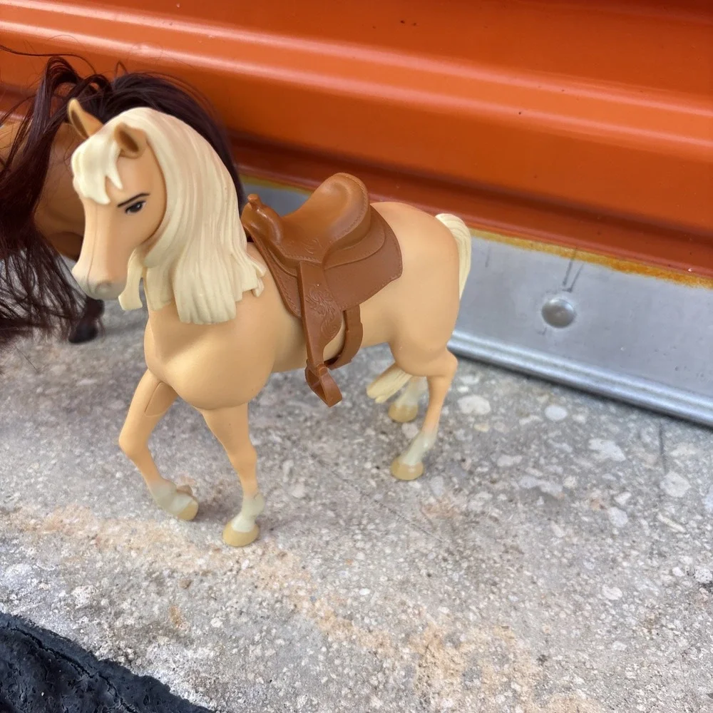 Lot Of 3 DreamWorks Spirit Riding Free 7